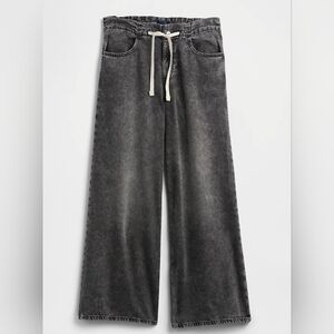 Gap Mid-Rise SuperLight Baggy Jeans